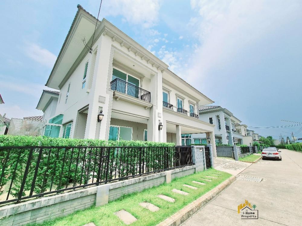 For SaleHousePathum Thani,Rangsit, Thammasat : *****1st hand house The owner has never moved in ***** Dont be slow, beautiful plot, north, in front of the house, does not collide with anyone Single house for sale behind the corner Grandio Vibhavadi-Rangsit (Grandio Vibhavadi Rangsit)