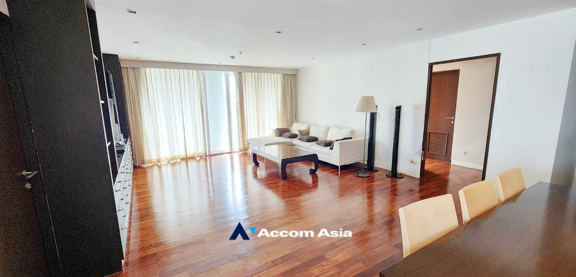 ให้เช่าคอนโดวิทยุ ชิดลม หลังสวน : 3 Bedrooms Condominium for Rent in Ploenchit, Bangkok near BTS Chitlom at Urbana Langsuan (AA34175)