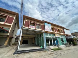 For SaleShophouseAyutthaya : Selling very cheap!!️ 3-storey commercial building on the road near Bang Pa-In Industrial Estate Prempracha Boutique Village, good location, ready to move in