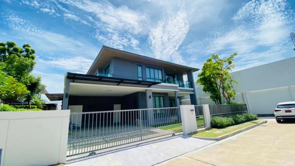 For SaleHousePhutthamonthon, Salaya : Single house for sale in the corner Soi adjacent to the front of the clubhouse (there are only 6 in the alley). Beautiful house ready to move in. Nice built-in decoration with furniture And electrical appliances, after all, with additions