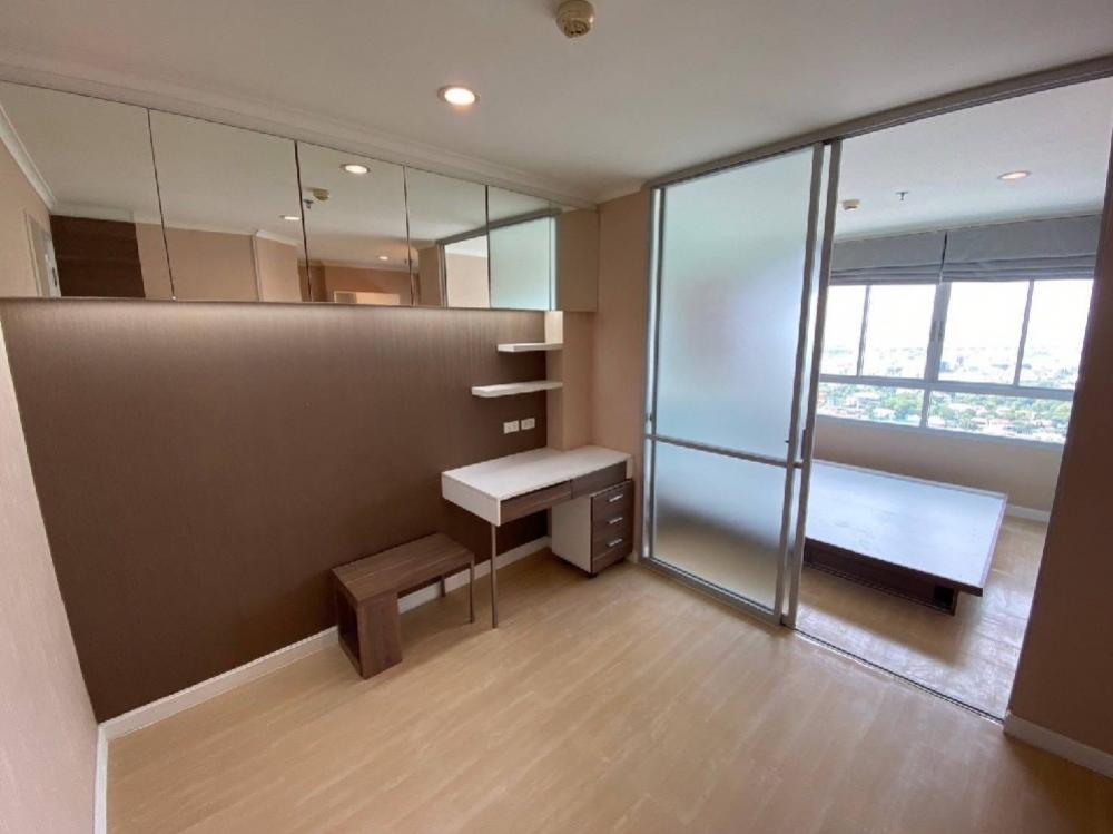 For SaleCondoPinklao, Charansanitwong : Condo for sale, Lumpini Park Pinklao, beautiful room, newly decorated, new built-in in the whole room