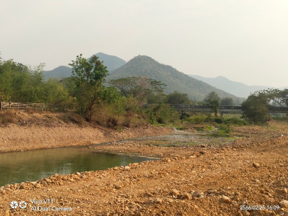 For SaleLandHuahin, Prachuap Khiri Khan, Pran Buri : Specially for those who want to own a beautiful land with clear streams and mountain views. close to nature Suitable for a resort, a camping place, Kui Buri, 15 rai, price 9.75 million baht only.