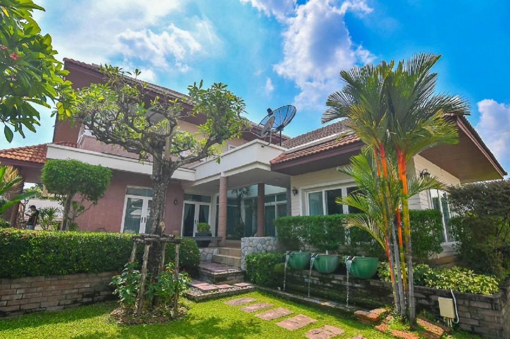 ขายบ้านพุทธมณฑล ศาลายา : 📍ขายบ้านเดี่ยว หมู่บ้านศรีวดี ซอย 3 🏡ใกล้พาซิโอพาร์ค (กาญจนาภิเษก) บรรยากาศร่มรื่น🌳 ตกแต่งสวยด้วยวัสดุอย่างดี พร้อมเข้าอยู่ ราคา 36.9 ล้านบาท❗️