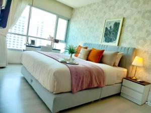 ให้เช่าคอนโดรัชดา ห้วยขวาง : For Rent 💜 Life Ratchadapisek 💜 (รหัสทรัพย์ #A23_6_0503_2) Beautiful room, beautiful view, ready to move in.