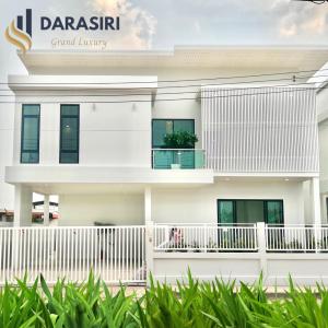 For SaleHouseLoei : Newly built single house for sale, modern 4 bedrooms, 3 bathrooms, 10 minutes from the airport in Loei Province, Dara Siri Village