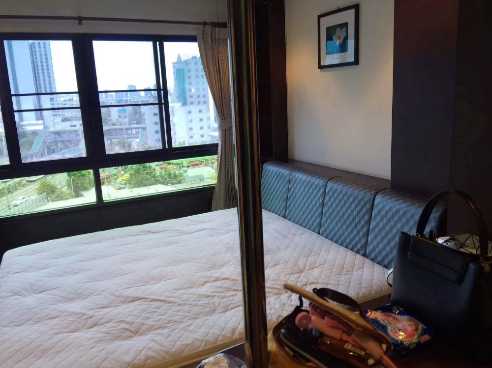 For SaleCondoRama3 (Riverside),Satupadit : ⚡⚡ Urgent sale!! Condo Lumpini Place Rama 3 Charoen Krung 1 bedroom, 1 bathroom, 9th floor, Building A, size 31 sq.m., price 1.9 million baht (sale with tenant) next to Rama 3 road ⚡⚡