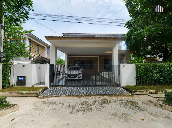 For SaleHousePathum Thani,Rangsit, Thammasat : 2-storey detached house, Le Man Village, Thanya Khlong 7, area size 84.5 sq m, usable area 200 sq m, 4 bedrooms, 3 bathrooms, 2 parking spaces, complete the whole back, ready to move in!!️