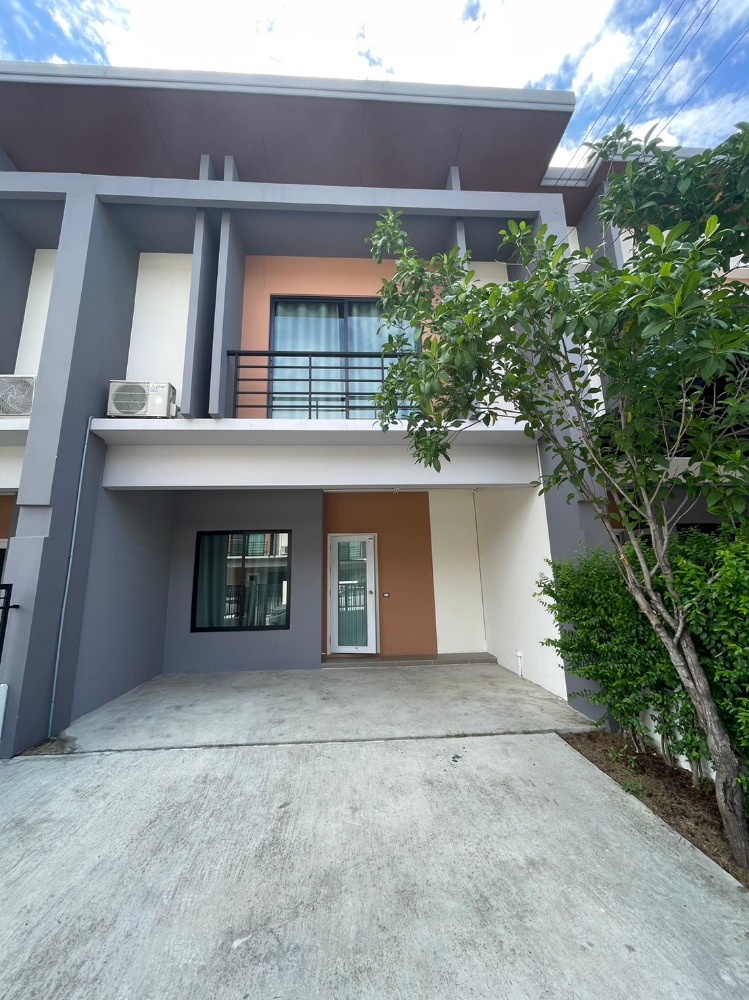 For RentTownhouseNonthaburi, Bang Yai, Bangbuathong : House for rent, townhome, Natura Trend (Rattanathibet Ratchaphruek)