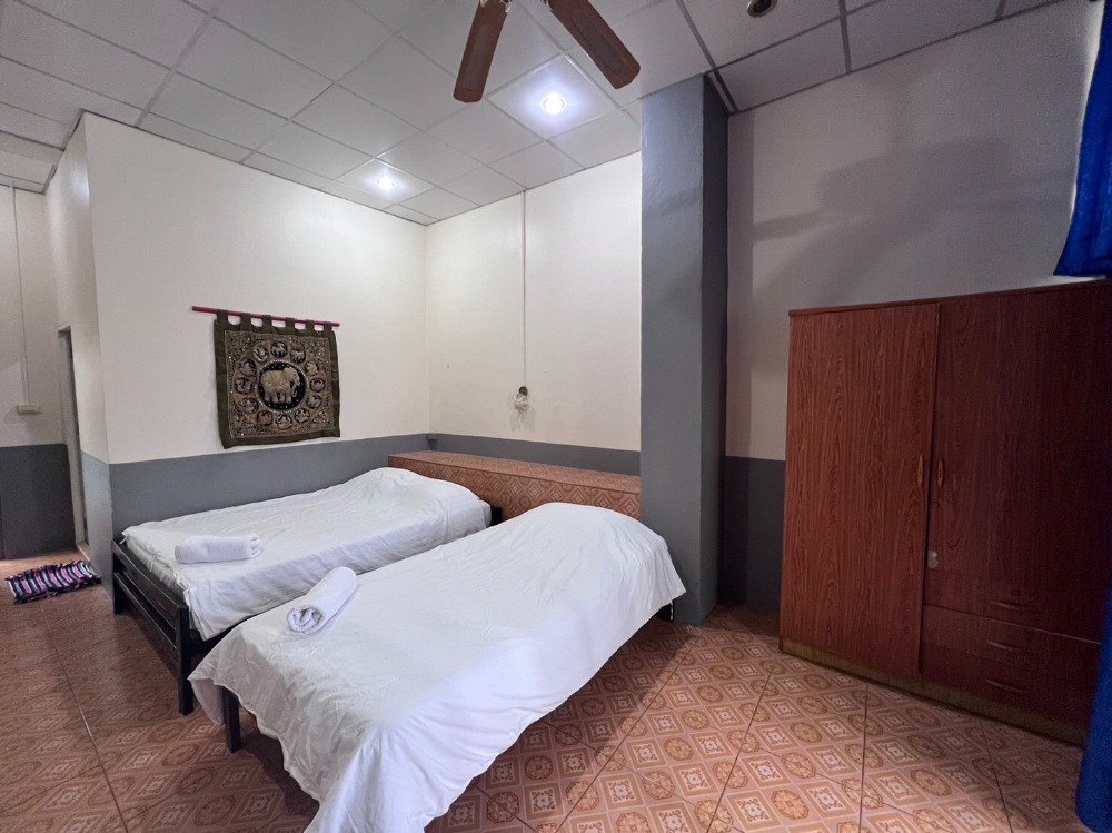 ขายขายเซ้งกิจการ (โรงแรม หอพัก อพาร์ตเมนต์)พัทยา บางแสน ชลบุรี สัตหีบ : ขายเกสเฮาส์,ห่างชายหาดจอมเทียนพัทยา 150 เมตร