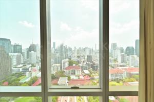 For SaleCondoSukhumvit, Asoke, Thonglor : 📌 Best price of The Room Sukhumvit 21📌 2 bedrooms, Duplex 117 sq.m., high floor, beautiful view. Condo in the middle of Soi Asoke