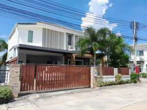 For SaleHouseSriracha Laem Chabang Ban Bueng : 2 storey detached house for sale Near Kasetsart University, Sriracha With private swimming pool and sauna, convenient to travel