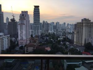 For SaleCondoSukhumvit, Asoke, Thonglor : 📌 Best price of H Sukhumvit 43📌 2 bedrooms, 72 sq.m., high room, beautiful view ready to move in