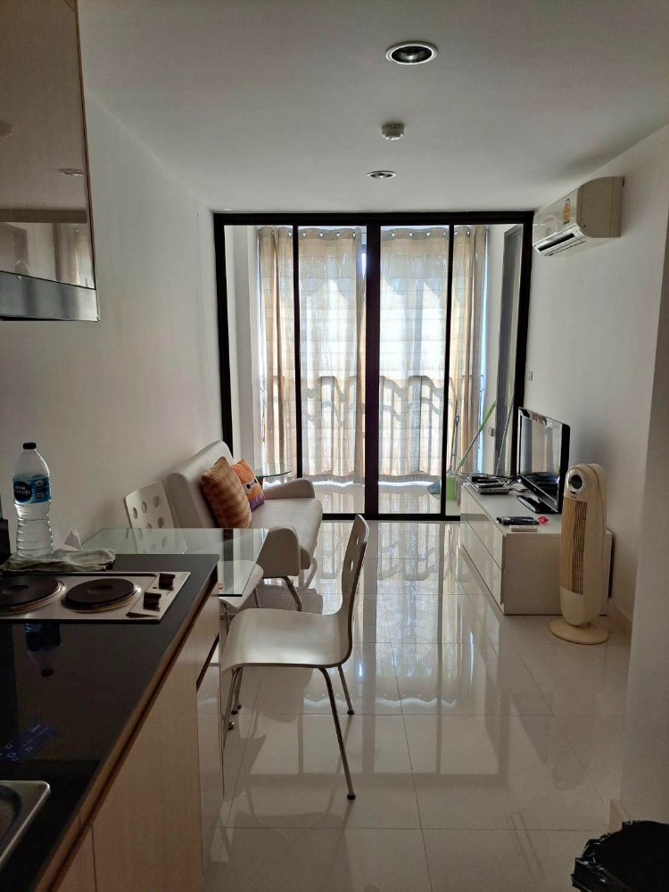 For SaleCondoWongwianyai, Charoennakor : [[Sell by owner]] 1Bed Ideo BluCove Sathorn - New condition, never rented.
