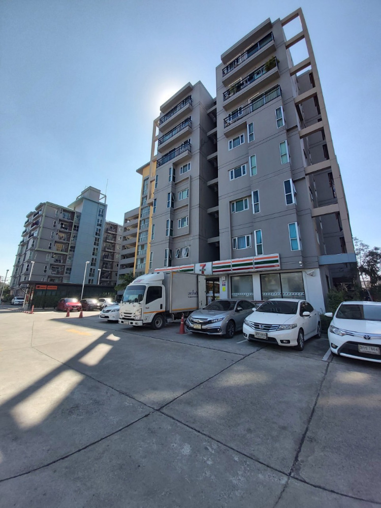 For SaleCondoOnnut, Udomsuk : Selling financial institution assets The Escape Condo, D Building, Lower Floor