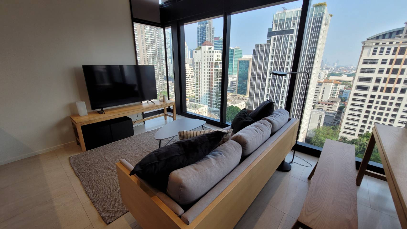 For RentCondoSilom, Saladaeng, Bangrak : The Lofts Silom for Rent - 2 beds - 74 sqm - 60000 THB