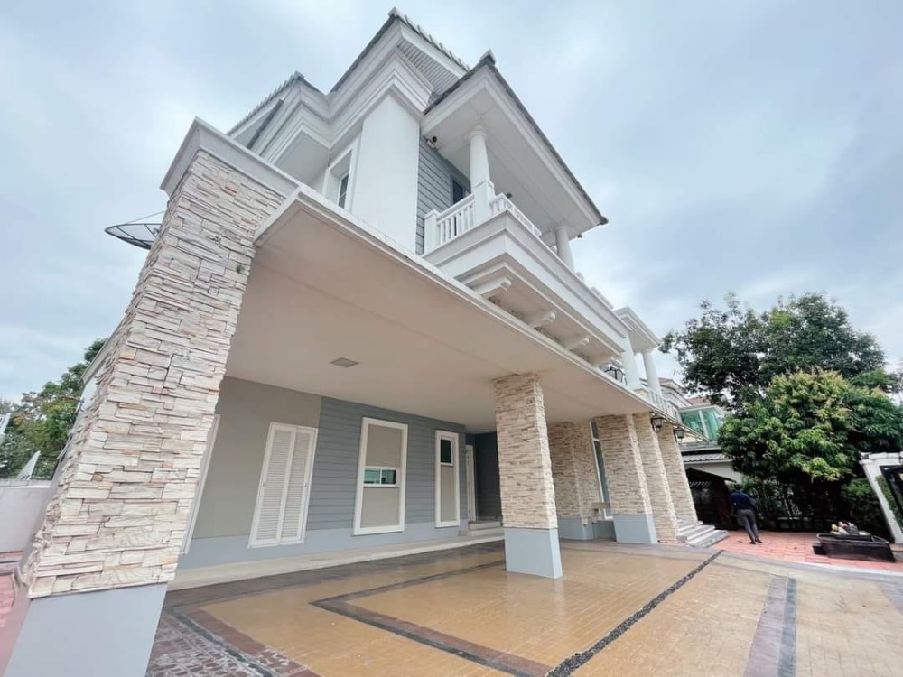 ขายบ้านบางนา แบริ่ง ลาซาล : JJ154  ขายบ้านหรู  NARASIRI BANGNA KM.14 **American Luxury Style
