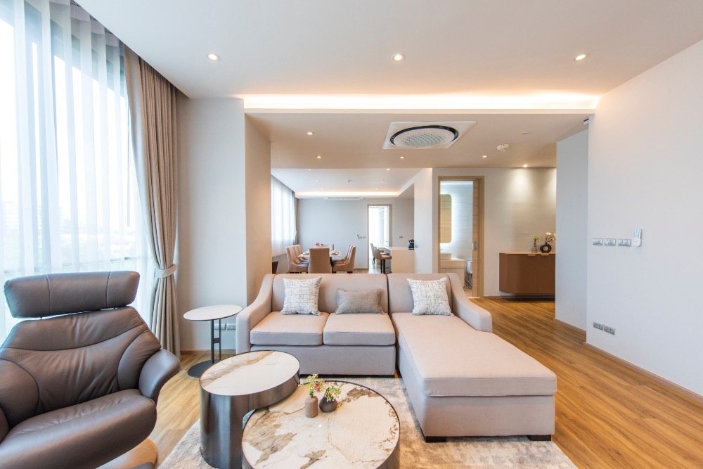 ให้เช่าคอนโดบางนา แบริ่ง ลาซาล : Rent 3Bed 155sqm 90,000baht near  BTS Bearing station 4mins & 5mins to St. Andrews International School, Sukhumvit 107