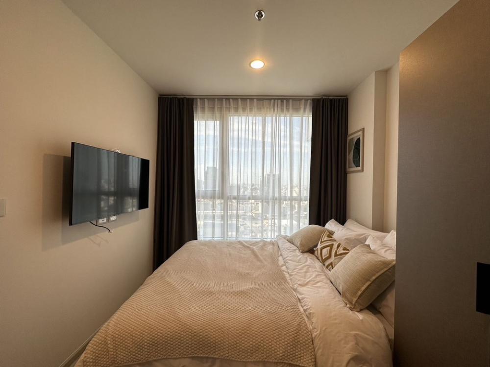 For RentCondoRatchadapisek, Huaikwang, Suttisan : Xt huaykhwang floor 29 ❄️🌵 35 sqm 🌵🤍 Fully furnished 17,500.-/ month