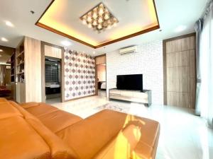 ขายคอนโดพระราม 9 เพชรบุรีตัดใหม่ RCA : 🔥 ขายด่วน Villa Asoke , 3 ห้องนอน ใกล้ MRT Petchaburi