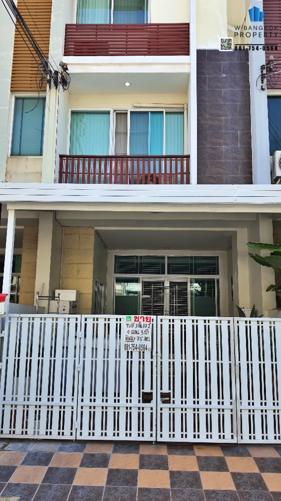 For SaleTownhouseSathorn, Narathiwat : 3-storey Townhome for sale, 4 bedrooms, 3 bathrooms, the best price in the project. Thanapat House Village, Sathorn-Narathiwat, Nonsi 20