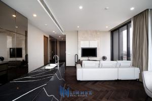 For SaleCondoSukhumvit, Asoke, Thonglor : The most luxurious condo right at BTS Thong Lo at this moment