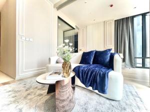 For SaleCondoSilom, Saladaeng, Bangrak : 🔥 Beautiful room, fully furnished, special price, Ashton Silom, 1 big bedroom, 49.33 sq m., Only 350 meters to BTS Chong Nonsi, ready to move in immediately.