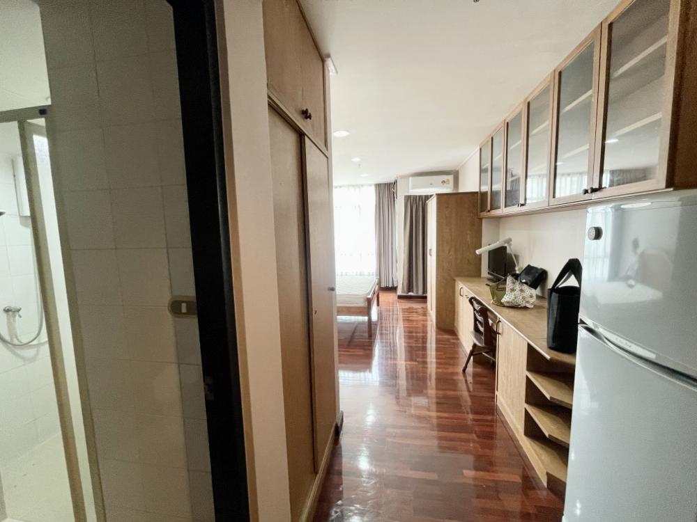 For RentCondoRatchathewi,Phayathai : For rent, Phayathai Place Condo, 30 sq m. Studio, very beautiful room, fully furnished, ready to move in.