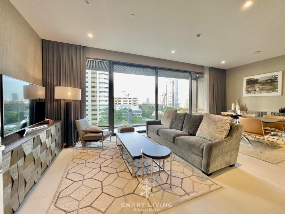 For RentCondoSukhumvit, Asoke, Thonglor : Vittorio for rent, near BTS Phrom Phong, best layout of 2 bedrooms with luxury furniture. Private elevator access to the unit and large balcony views.