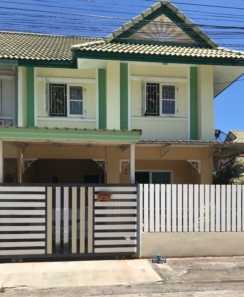 For SaleHouseNonthaburi, Bang Yai, Bangbuathong : Twin house for sale, Bang Yai, 36.7 sq m.: 3 bedrooms: 2 bathrooms: fully furnished *Quick sale, cheapest price 2.69 million*