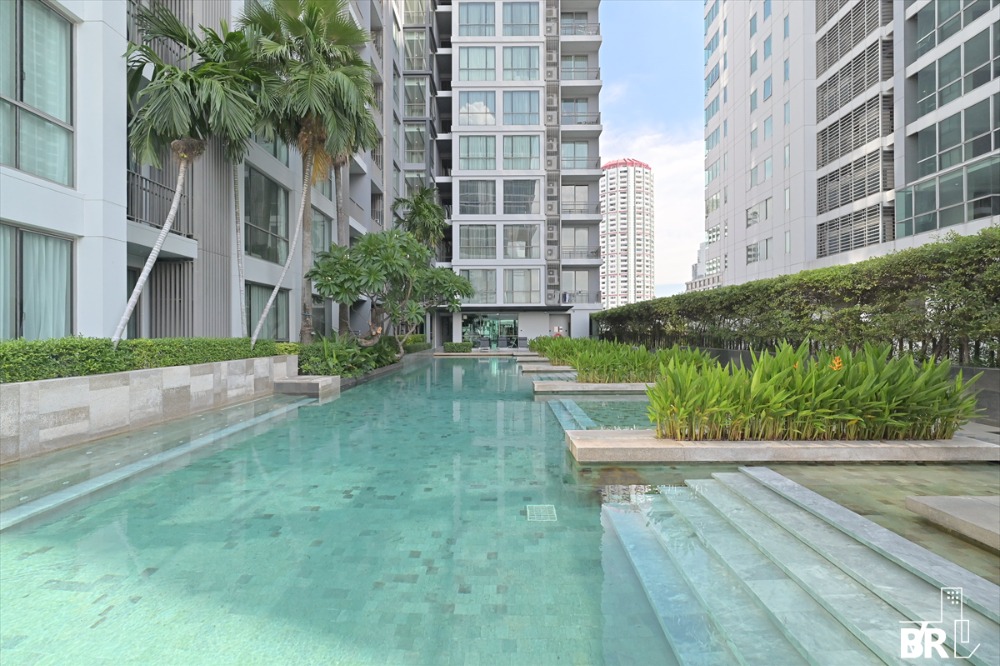 ขายคอนโดสุขุมวิท อโศก ทองหล่อ : Quattro by Sansiri / ห้องมุม ขายด่วน ราคาพิเศษ / 2bed 2bath 92.7sqm โทร 0617546461