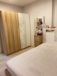 For SaleCondoPinklao, Charansanitwong : Sale ** Life Pinklao ** Charansanitwong - Bang Yi Khan 1 bedroom, 1 bathroom, 1 living room with kitchen.