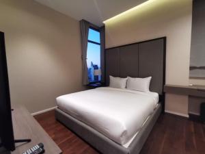 For RentCondoSukhumvit, Asoke, Thonglor : For rent at The Diplomat 3939 Negotiable at @likebkk (with @ too)