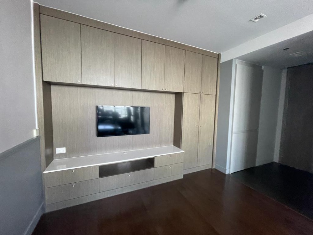 For RentCondoRama9, Petchburi, RCA : Condo for rent A Space ID Asoke - Ratchada A Space ID Asoke- Ratchada (ST-02) Line : @condo78
