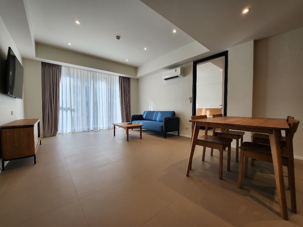 ให้เช่าคอนโดสีลม ศาลาแดง บางรัก : YOLK SILOM PET FRIENDLY 1B 50SQM 25k+