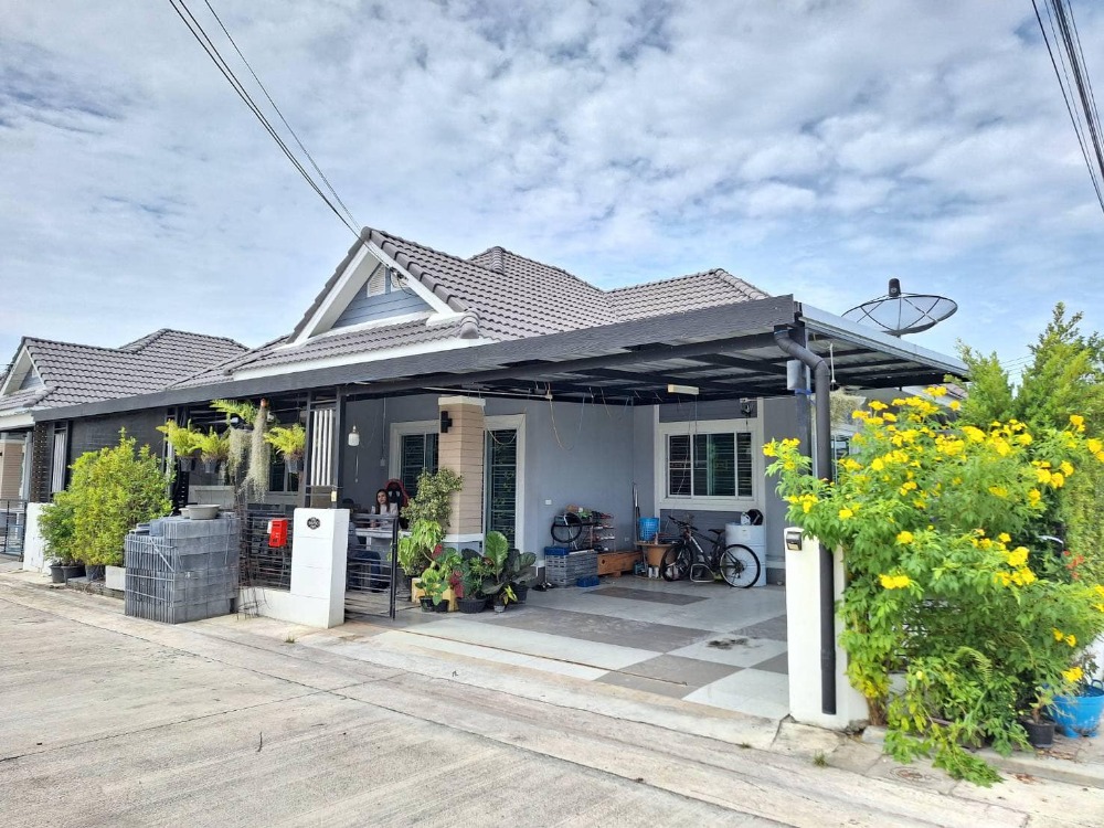 For SaleHousePattaya, Bangsaen, Chonburi : Urgent sale !! Single house, Kasira Green Peach Phanat Nikhom project, single-storey detached house, area 52 sq m.