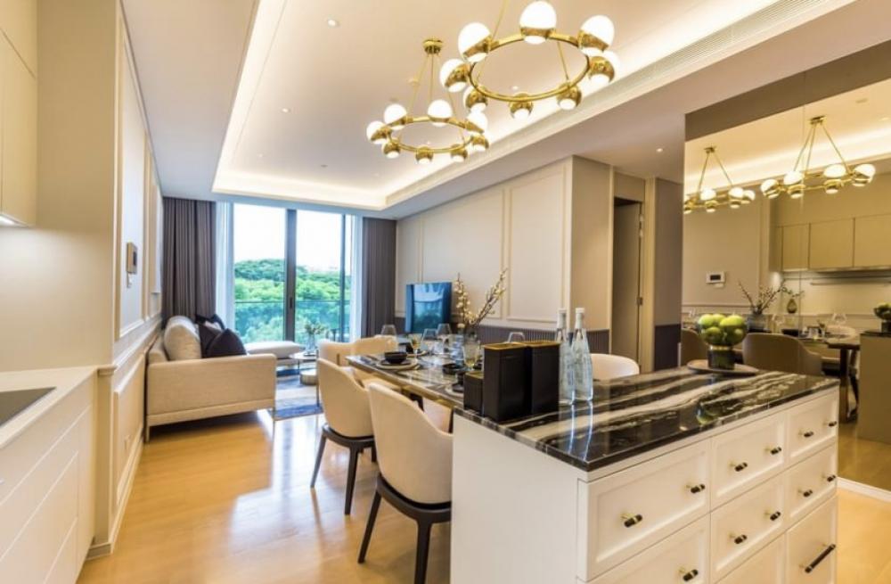 For RentCondoWitthayu, Chidlom, Langsuan, Ploenchit : P17766-04 🔥 For rent 🔥 Baan Sindhorn 🔥 Floor 3 🔥 126 sq m. 🔥 2 Bed 🔥 Parking for 2 cars 🔥 Brand name furniture 🔥