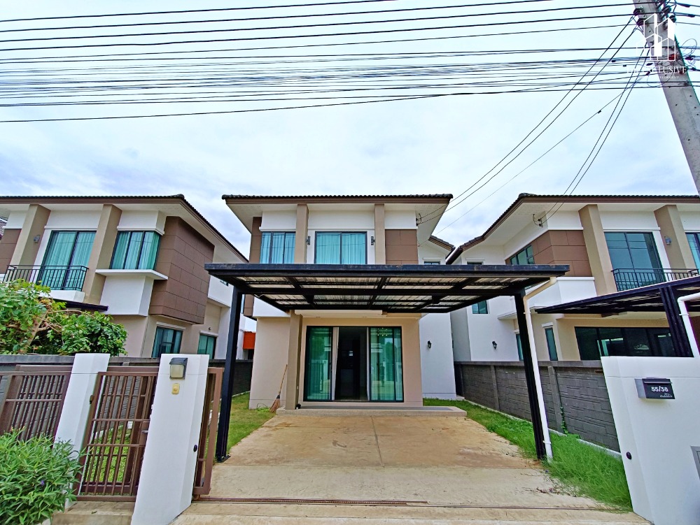For SaleHousePathum Thani,Rangsit, Thammasat : New detached house for sale, first hand condition, Baan Aiyara Project, Khlong Song, Rangsit-Klong Luang, 4 bedrooms