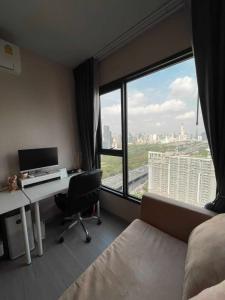 For SaleCondoRama9, Petchburi, RCA : 💥Sale 💥 Condo LIFE Asoke - Rama 9, 36th floor, clear window view There are furniture ready. Very good price. If interested, hurry up to contact us. 💥🏢