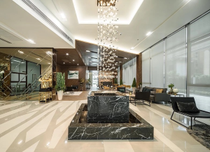 ให้เช่าคอนโดพัฒนาการ ศรีนครินทร์ : Rent Rich Park Triple Station 11,000baht 36th 0meter from Airport link Hua Mak