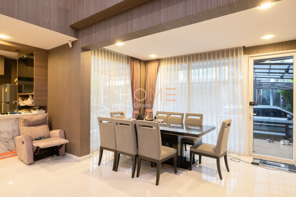 ขายบ้านลาดพร้าว เซ็นทรัลลาดพร้าว : บ้านหลังมุม หน้าทิศใต้ ✨ The Gallery House Pattern / 5 Bedrooms (FOR SALE) , บ้านเดี่ยว เดอะ แกลเลอรี่ เฮ้าส์ แพทเทิร์น / 5 ห้องนอน (ขาย) CREAM458