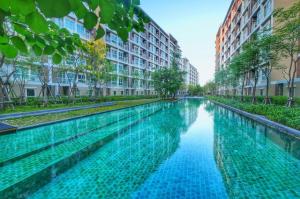For SaleCondoYothinpattana,CDC : Urgent sale, We Condo, pool view **1.89 million baht** near the market along the express line (N.413)