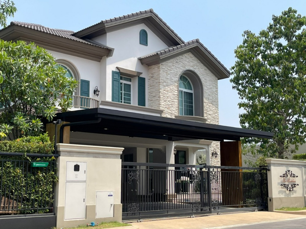 For RentHouseKasetsart, Ratchayothin : Luxury house for rent, Nantawan, Ramintra-Phaholyothin 50, free electricity, water, internet, 4 bedrooms