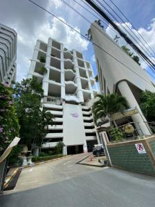 For SaleCondoNana, North Nana,Sukhumvit13, Soi Nana : The Crystal Garden for sale.