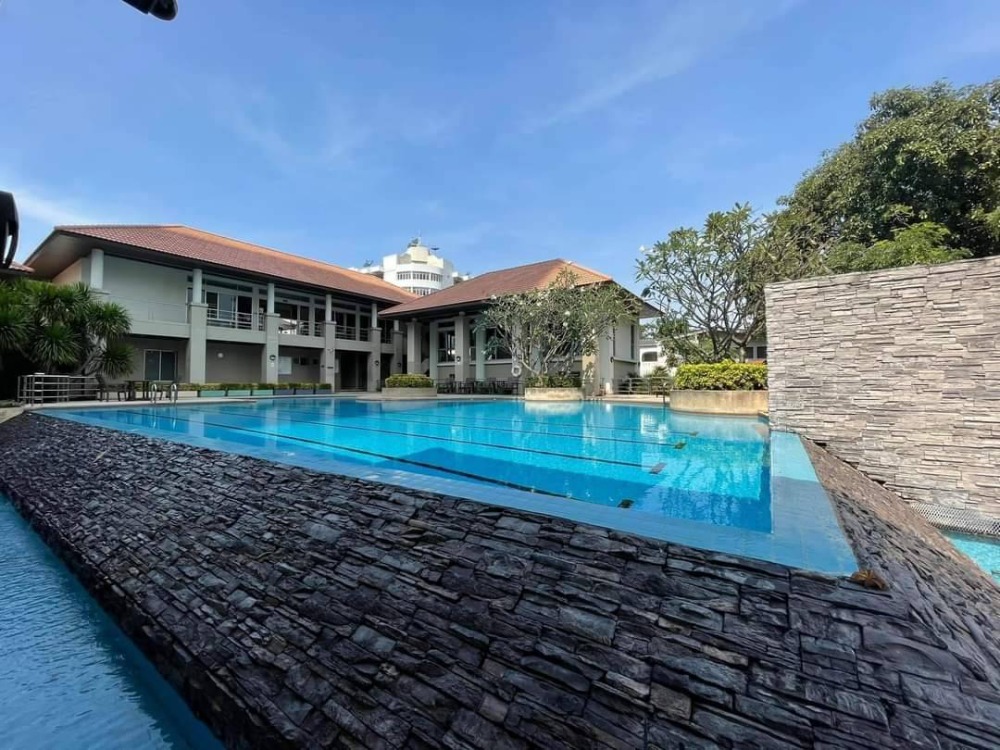 For SaleCondoSapankwai,Jatujak : 🔥Urgent sale Lumpini Place Phahon Saphan Khwai 2 bedrooms ‼️Completely renovated, good price 5.79 million baht.