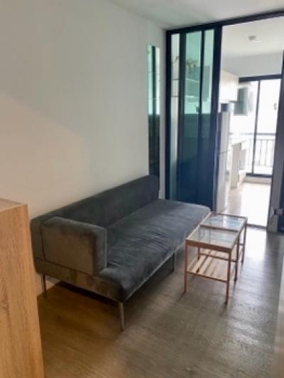ให้เช่าคอนโดบางนา แบริ่ง ลาซาล : ให้เช่า คอนโด ชั้นบนสุด มีอ่างอาบน้ำ Pause condo สุขุมวิท 103 27 ตรม. ใกล้ BTS อุดมสุข