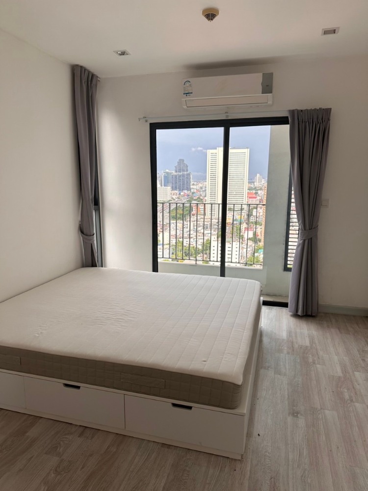 For RentCondoWongwianyai, Charoennakor : For Rent Ideo Mobi Sathorn 2b2b 52sqm 26,000-