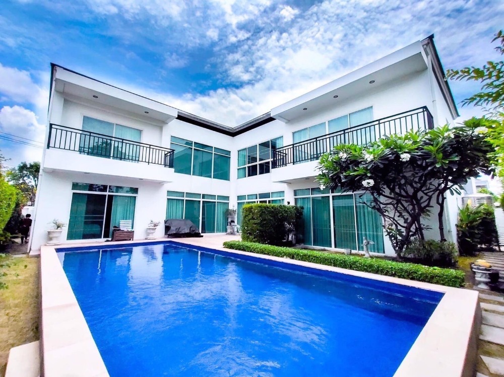 For SaleHouseRamkhamhaeng, Hua Mak : U70 # Urgent sale, golden location, Tararom Village, Ramkhamhaeng Soi 9