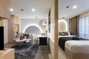 For SaleCondoSathorn, Narathiwat : 🔥 1st hand, Cheaper than the project🔥 The Shade Sathon 1, a good location condo near MRT Lumpini and MRT Khlong Toei.