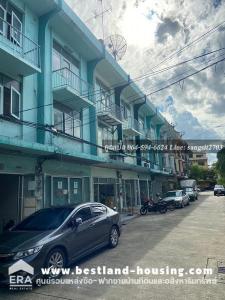 For SaleShophouseLadprao, Central Ladprao : 3-storey commercial building for sale, Soi Ladprao 101/1 Intersection 2, only 100 meters from the Yellow Line.