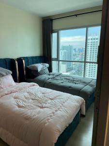 For RentCondoRatchadapisek, Huaikwang, Suttisan : Condo Life Ratchadaphisek for rent, 2 bedrooms, 46 sq m., 29th floor, newly renovated, near MRT Huai Khwang & Sutthisan